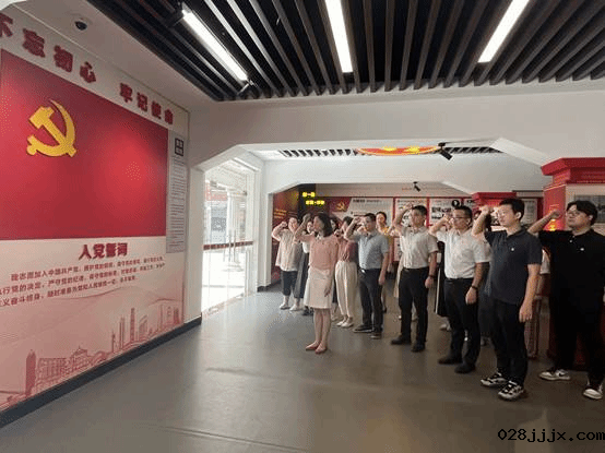 4e7940a1ea44f61730bd2e696f8b0f5